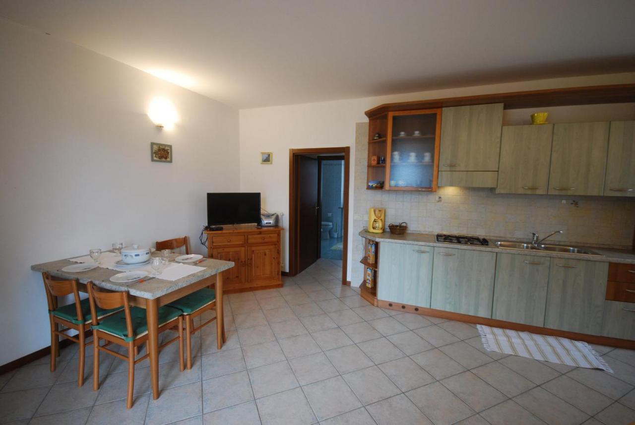 טיניאלה Appartamento Angelica 3 - Theater Home מראה חיצוני תמונה